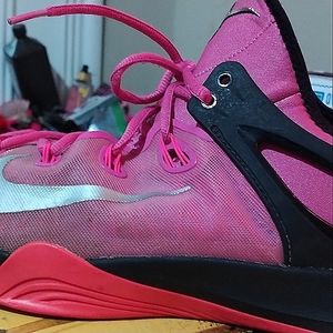 Nike Breast Cancer Awareness High top Sneakers